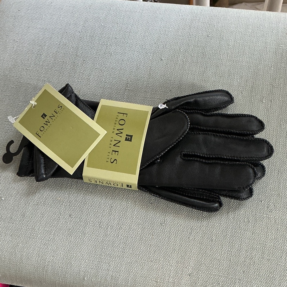 Women’s Black Leather Gloves from BLOOMINGDALES